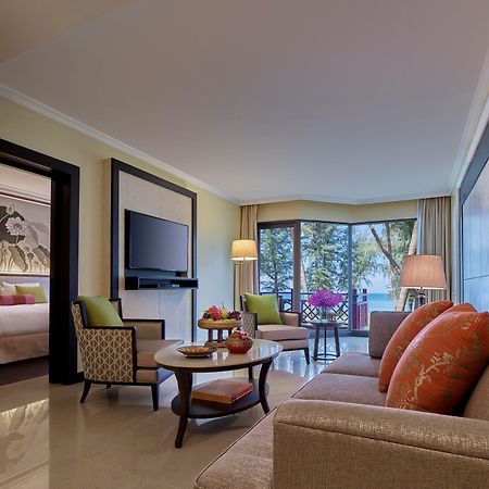 Dusit Thani Laguna Phuket Bãi biển Bang Tao Ngoại thất bức ảnh A suite at the Shangri-La Kuala Lumpur