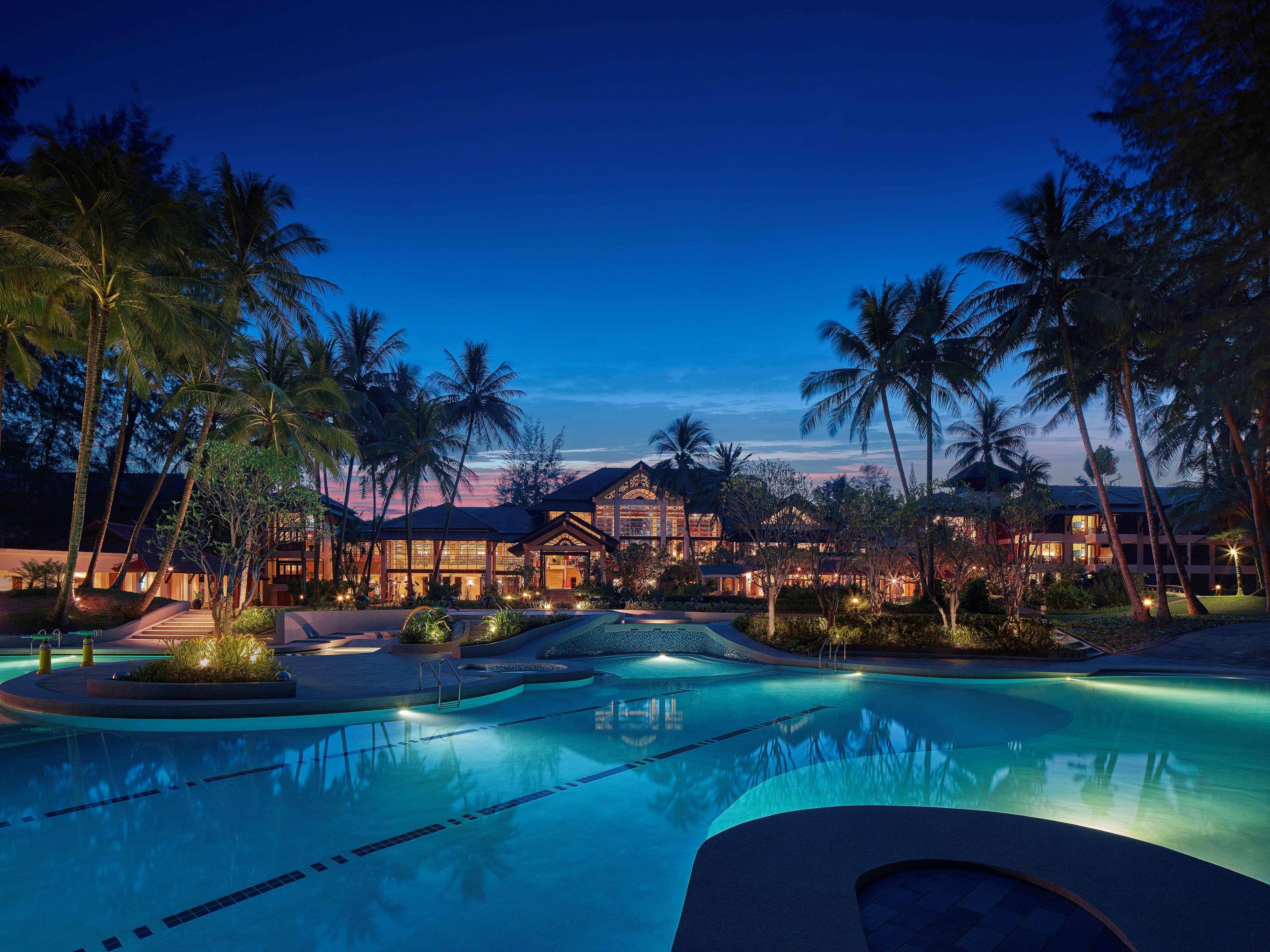 Dusit Thani Laguna Phuket Bãi biển Bang Tao Ngoại thất bức ảnh The pool at the Royal Villa