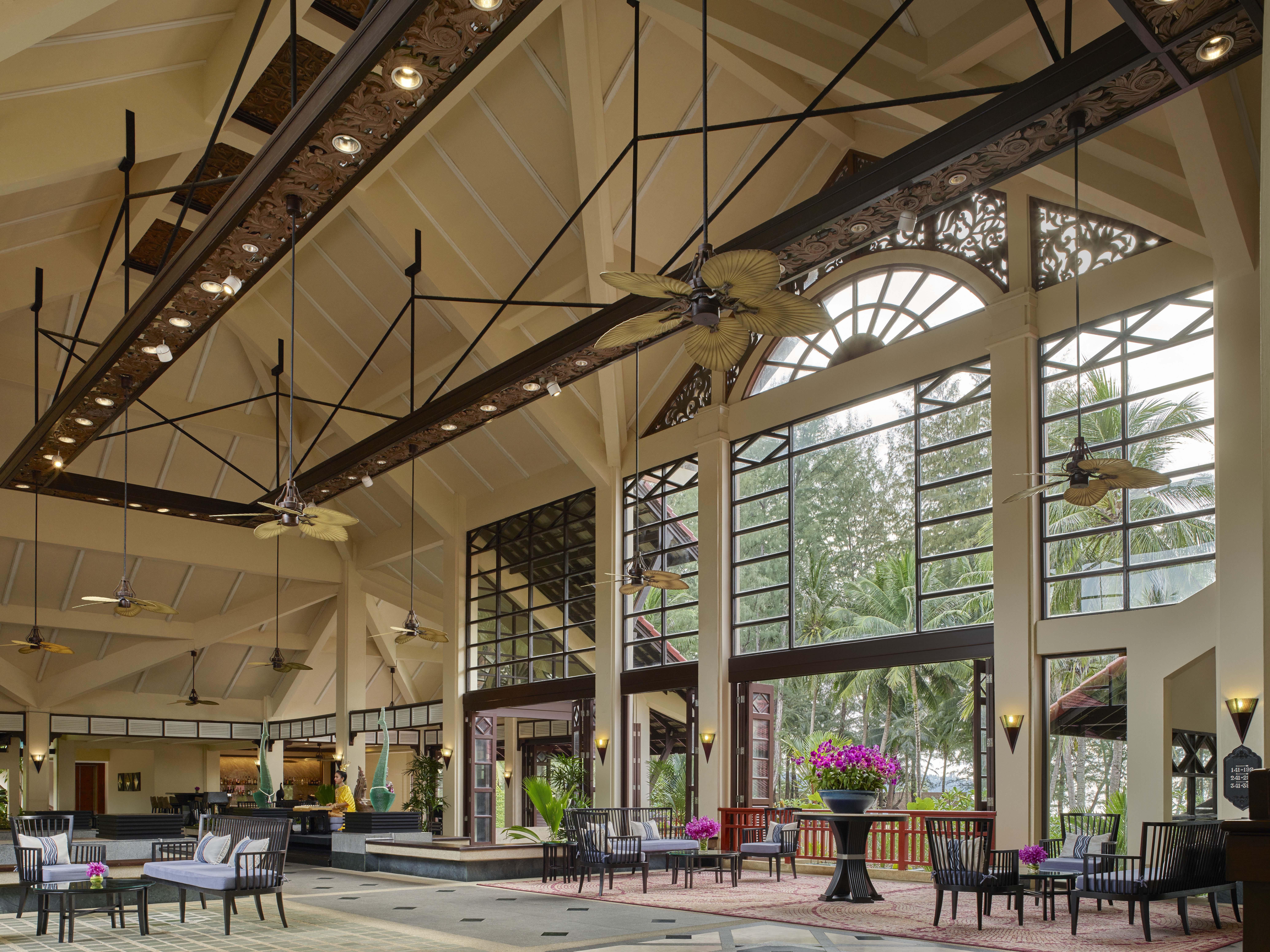 Dusit Thani Laguna Phuket Bãi biển Bang Tao Ngoại thất bức ảnh The lobby of the Shangri-La Hotel, Kuala Lumpur