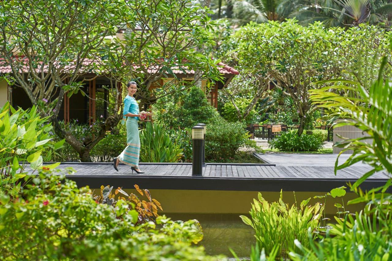 Dusit Thani Laguna Phuket Bãi biển Bang Tao Phòng bức ảnh The resort's gardens
